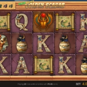 Cash Heist Golden Scarab slot game screenshot
