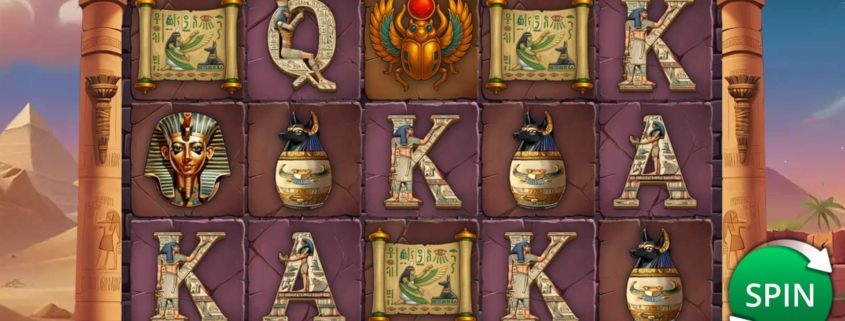 Cash Heist Golden Scarab slot game screenshot